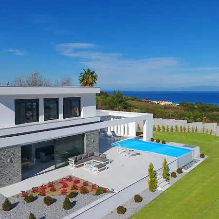 Villas Les Blancs 2 - Private Pool, 5 Bdrms, Panoramic View Villa *