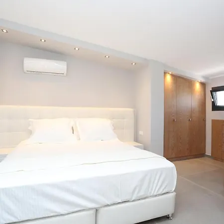 Βίλα Villas Les Blancs 2 - Private Pool, 5 Bdrms, Panoramic View *