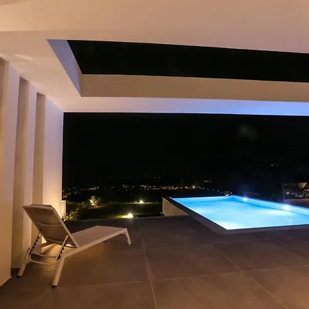 Villas Les Blancs 2 - Private Pool, 5 Bdrms, Panoramic View