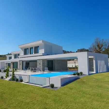 Villas Les Blancs 2 - Private Pool, 5 Bdrms, Panoramic View Hanioti